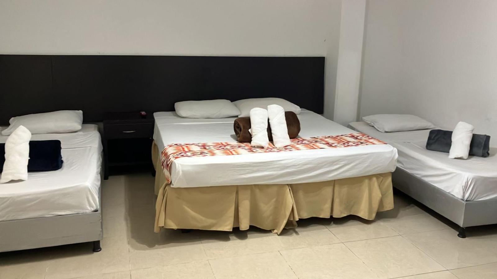 唐加拉酒店 Dosquebradas 外观 照片